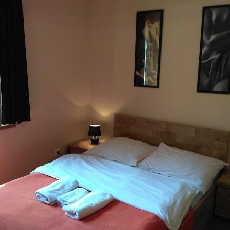 Akt Studio Apartment City Centre Kraków Exteriör bild